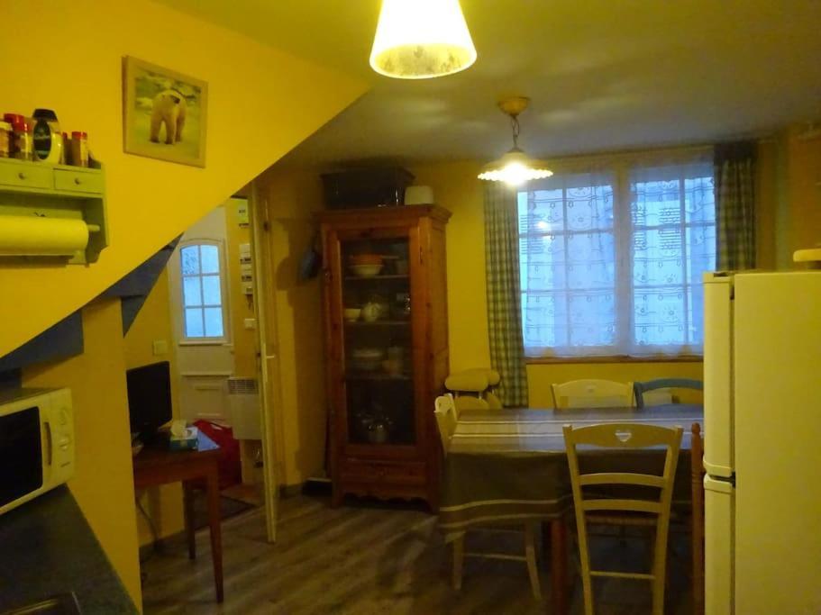 קאוטרט Maison Individuelle Au Centre Du Village 6/8 Pers. מראה חיצוני תמונה